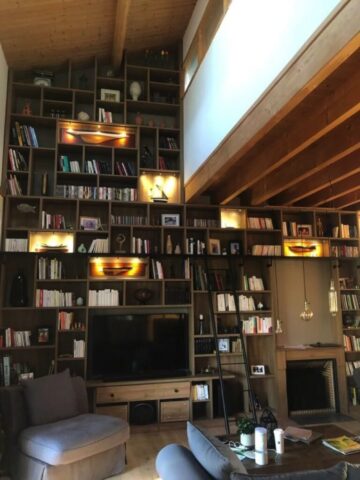 archea-grande-bibliotheque-soupente-sur-mesure